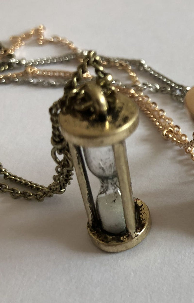 jewelry accessories vintage metal hourglass long chain necklace
