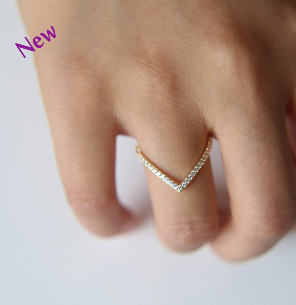 gold Color V Shape Design Simple Jewelry Ring for Trendy Women with Popular Micro Pave Setting aaa Cubic Zirconia ring 2020
