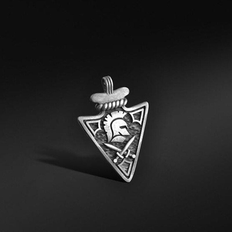 halloween gift retro Spartan helmet pendant necklace men's spear hip-hop men's sweater chain halloween jewelry