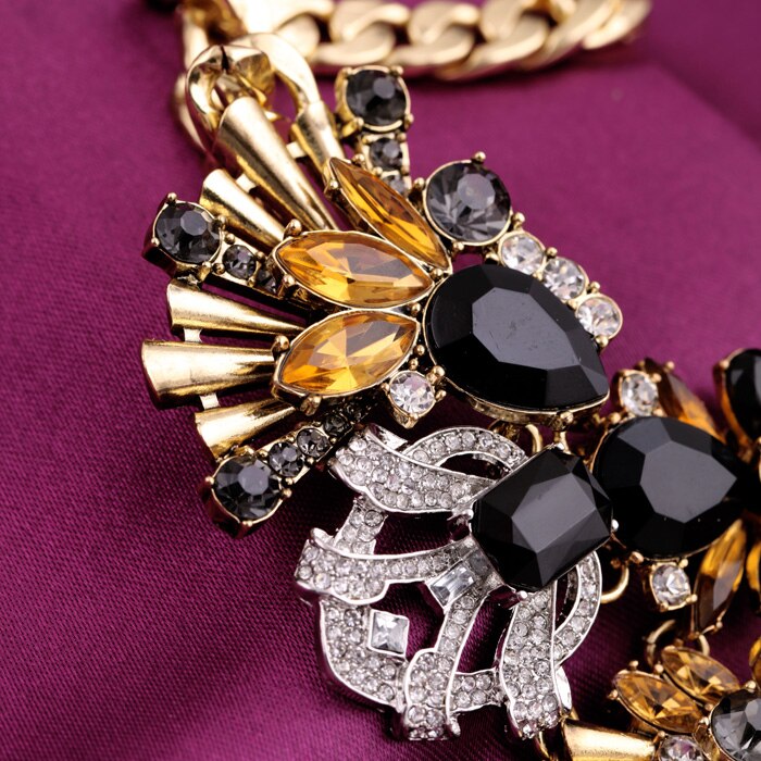 kpop Chunky Zinc Alloy Gold Color Chain Big Necklace Collier Femme Summer Imitation Gemstone Pendants Female Necklace