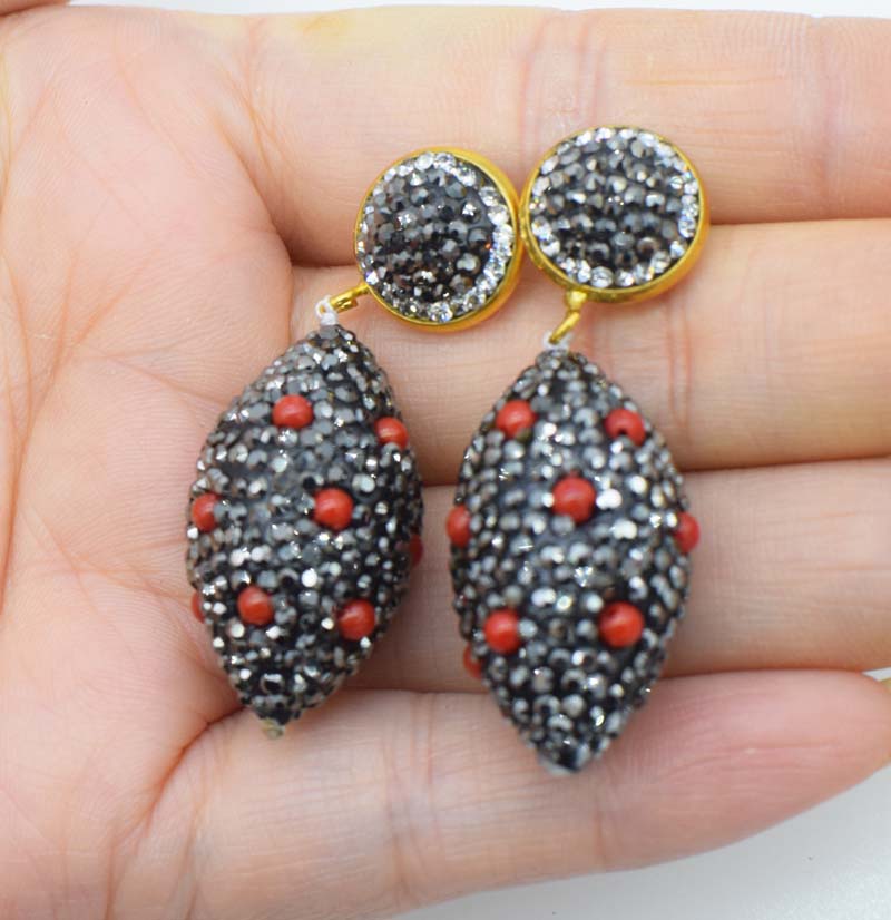 one pair red /blue /purple egg zircon earrings   beads nature