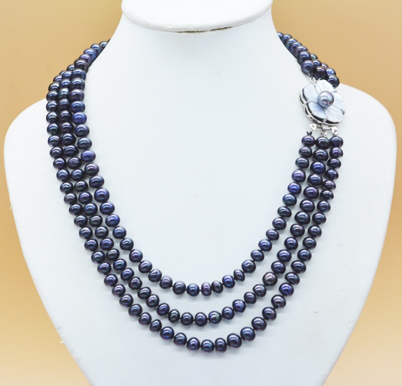 romantic. sweet. 8MM AAA 3 rows of natural black pearl necklace. The most classic gift for ladies