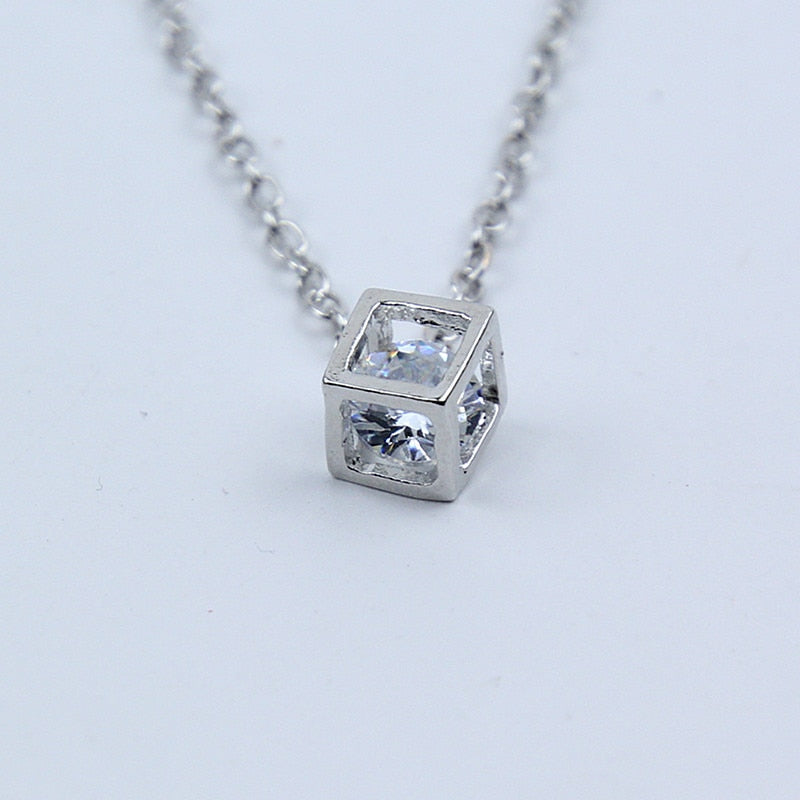 x259 New Arrival Crystal Rhinestone Pendant Necklace For Women Fashion Silver Color Square Clavicle Necklace Wedding Jewelry